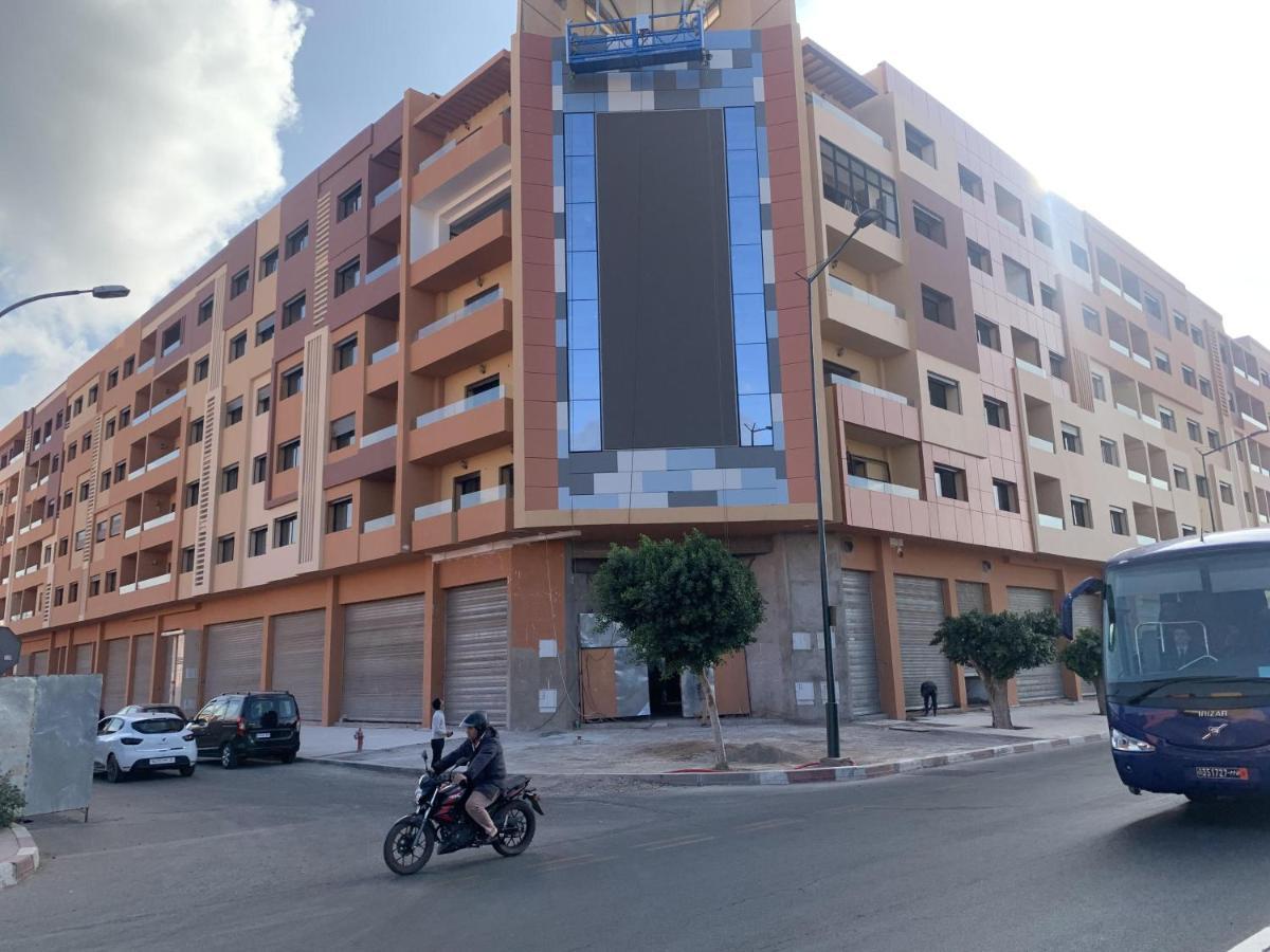 Appartement Nour 5 Marrakech Centre Gueliz Avec Piscine Marrakesh Exterior photo